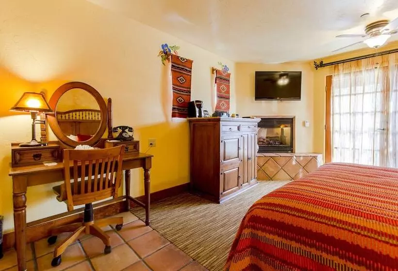 호텔 Avila La Fonda