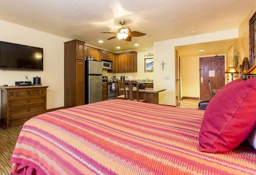 호텔 Avila La Fonda