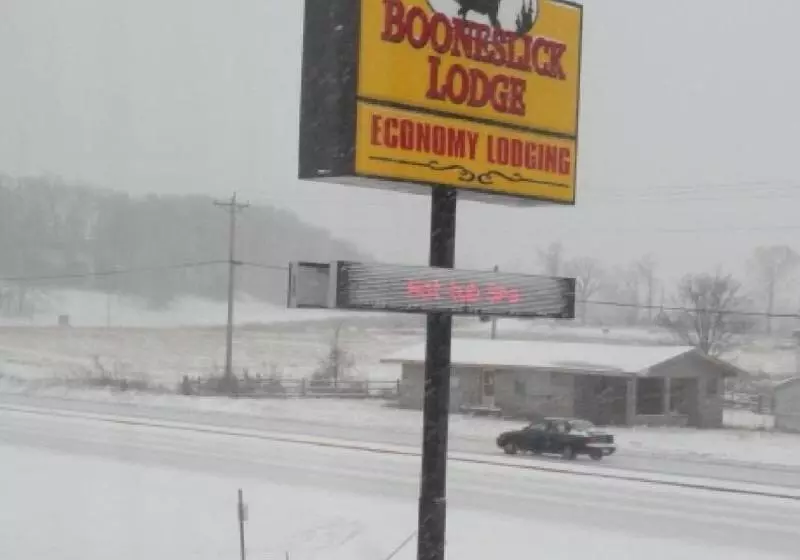 Отель Booneslick Lodge  Jane