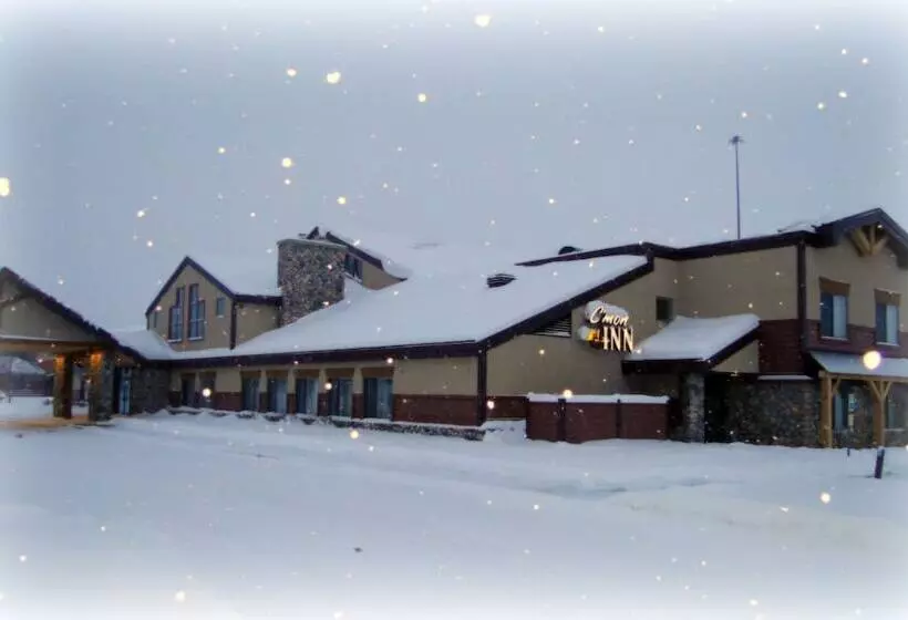 هتل C'mon Inn & Suites Fargo