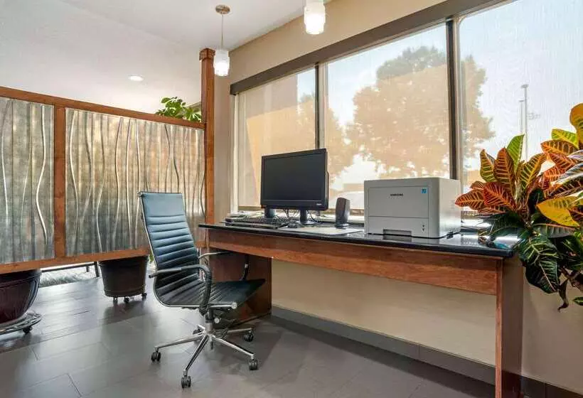 فندق Comfort Suites Oxford I 20 Exit 188