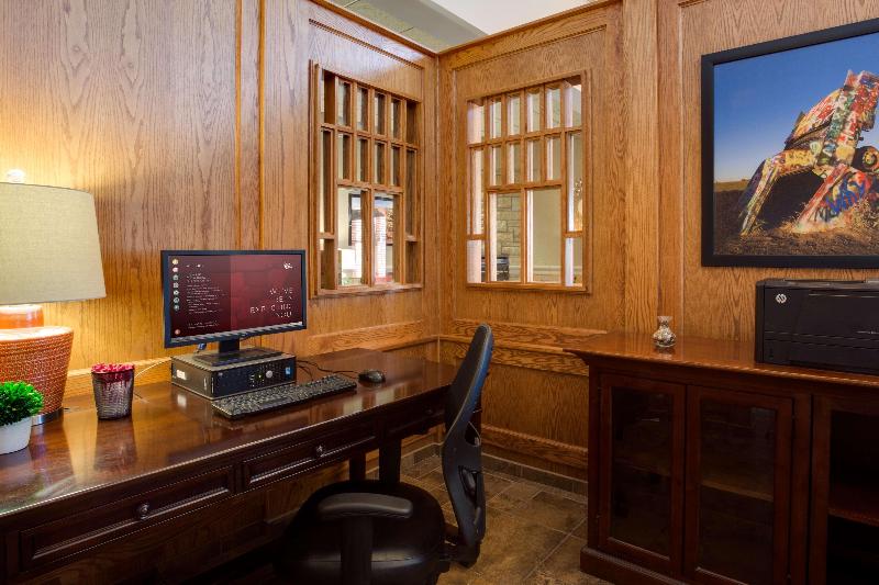 Отель Drury Inn & Suites Amarillo