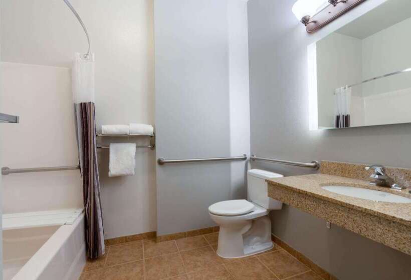 فندق La Quinta By Wyndham Rifle