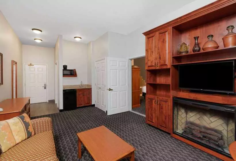 Отель La Quinta By Wyndham Rifle