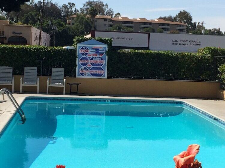 호텔 Oasis Inn And Suites