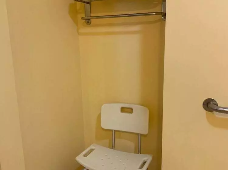 酒店 Oasis Inn And Suites