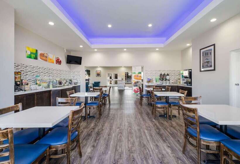 فندق Quality Inn