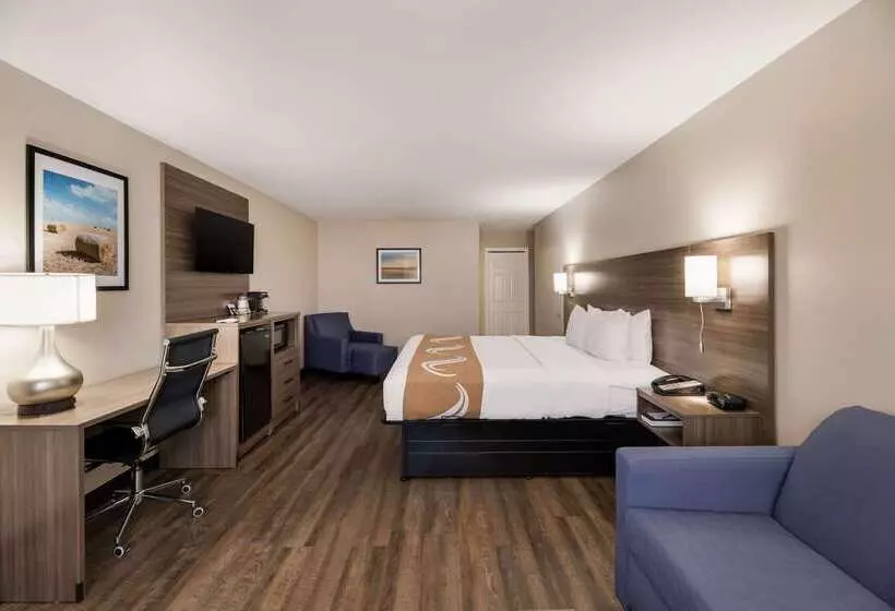 호텔 Quality Inn
