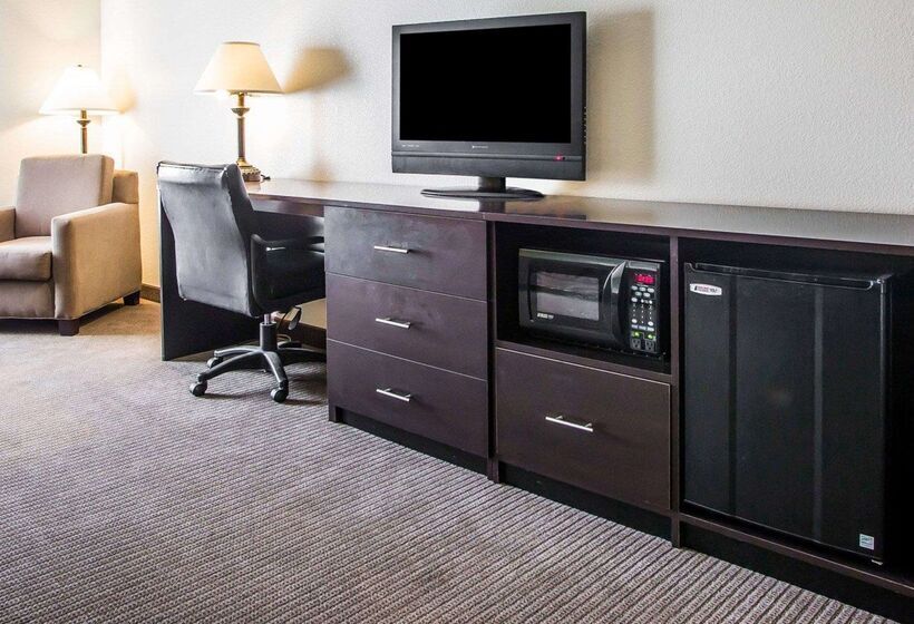 Отель Sleep Inn & Suites