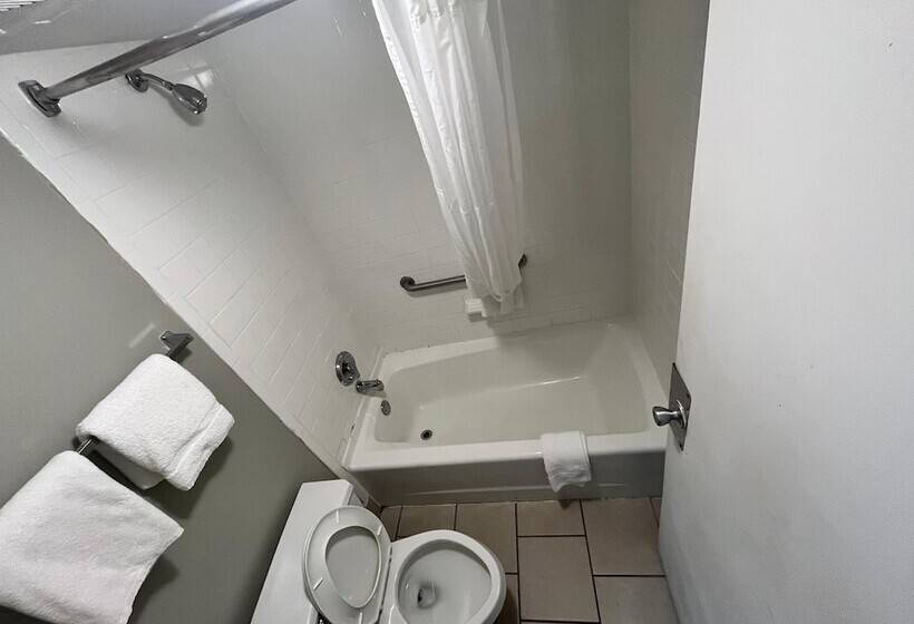 ホテル Southern Inn