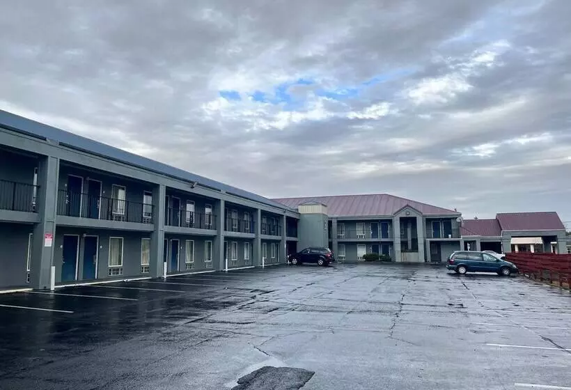 ホテル Southern Inn