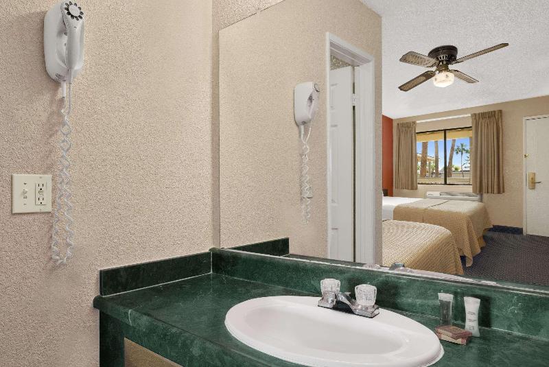 酒店 Super 8 By Wyndham El Centro