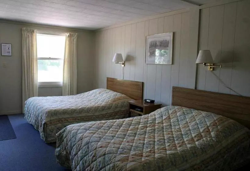 فندق على الطريق Bluffs Inn