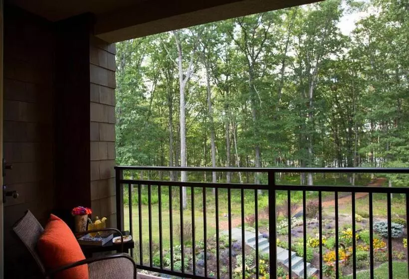 渡假胜地  The Lodge At Woodloch