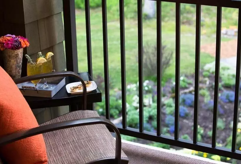 渡假胜地  The Lodge At Woodloch