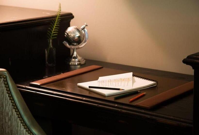 Курорт The Lodge At Woodloch