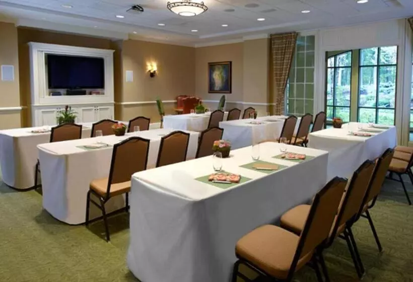 渡假胜地  The Lodge At Woodloch