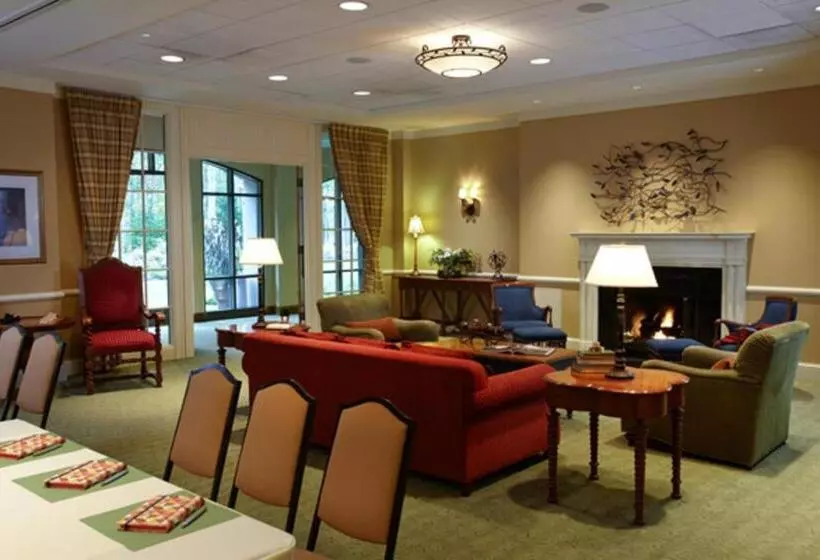 渡假胜地  The Lodge At Woodloch