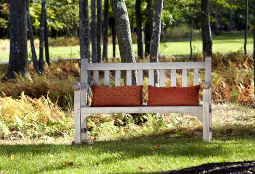 Курорт The Lodge At Woodloch