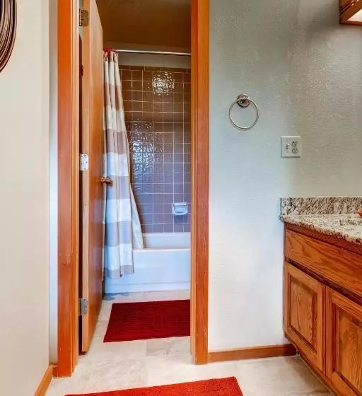 Twobedroom Condo 61 At Snowscape