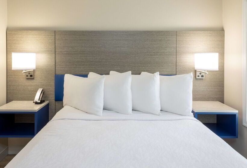 Grandstay Apple Valley