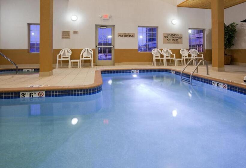 Grandstay Apple Valley