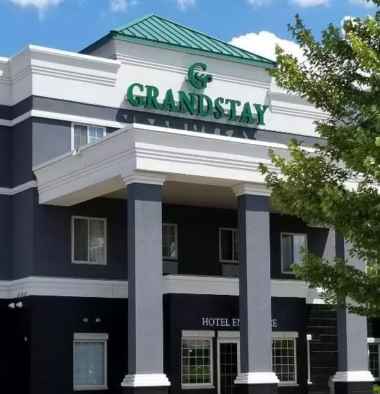 Grandstay Apple Valley