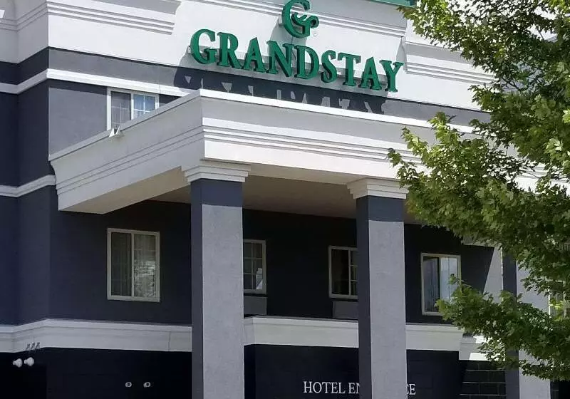 Grandstay Apple Valley