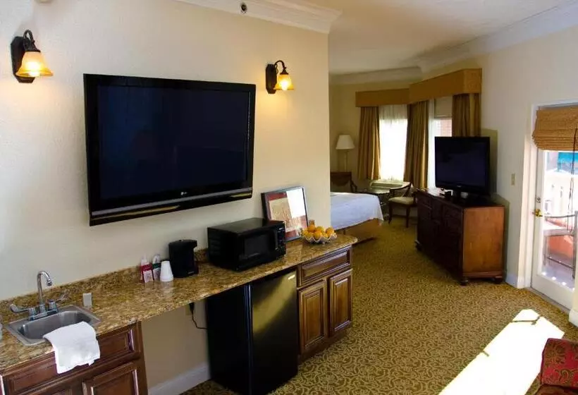 Amelia Hotel At The Beach