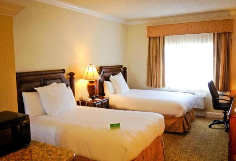 Amelia Hotel At The Beach