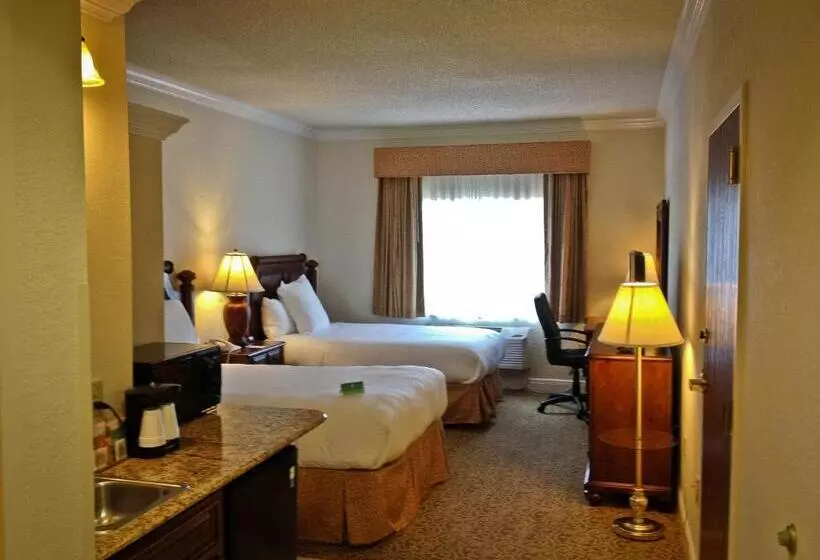 Amelia Hotel At The Beach