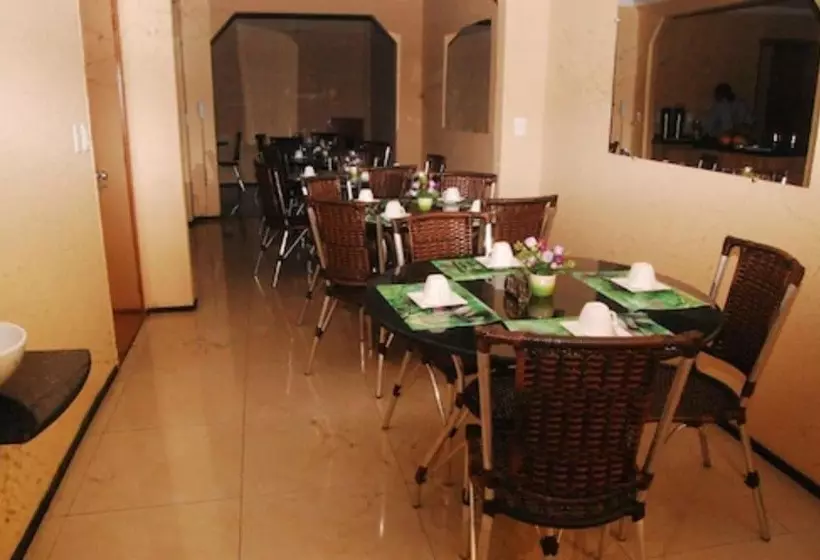 호텔 Angica Golden