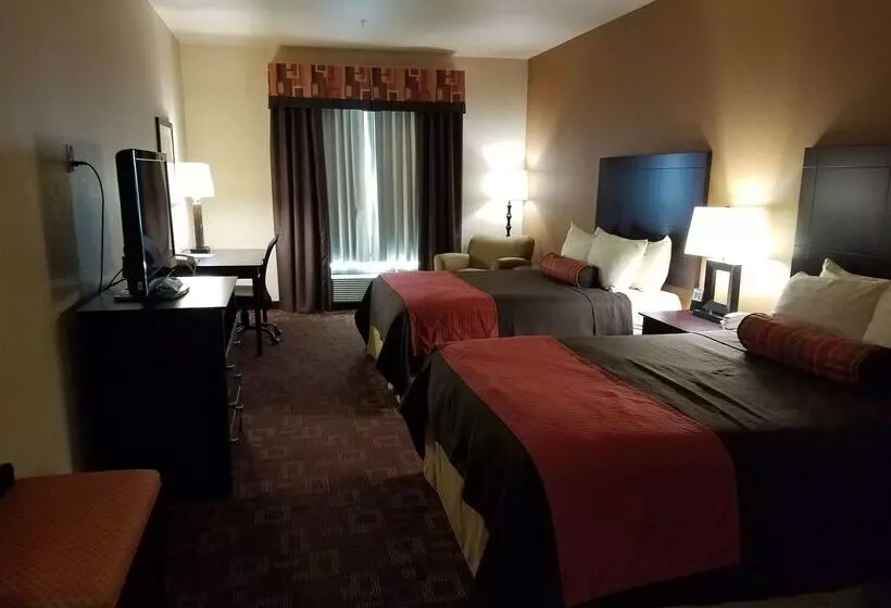 בית מלון כפרי Best Western Plus Goliad Inn & Suites