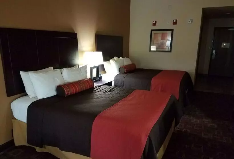 בית מלון כפרי Best Western Plus Goliad Inn & Suites