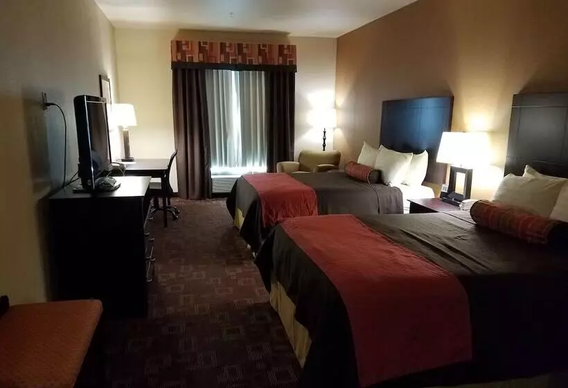 בית מלון כפרי Best Western Plus Goliad Inn & Suites