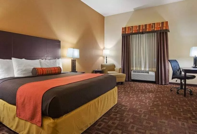 בית מלון כפרי Best Western Plus Goliad Inn & Suites