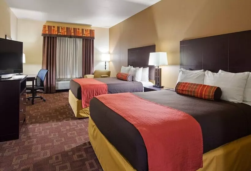 בית מלון כפרי Best Western Plus Goliad Inn & Suites