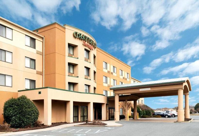 호텔 Courtyard By Marriott Salisbury