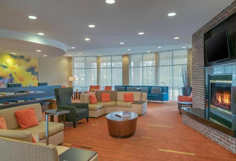 호텔 Courtyard By Marriott Salisbury