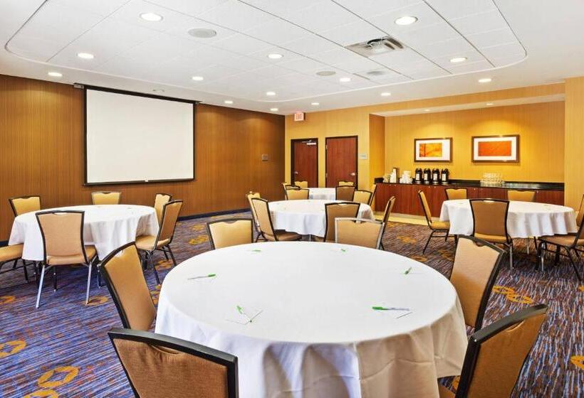 בית מלון כפרי Courtyard By Marriott Knoxville Airport Alcoa