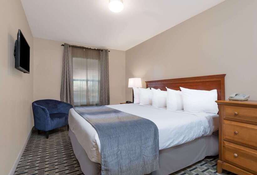 酒店 Days Inn & Suites By Wyndham Sellersburg