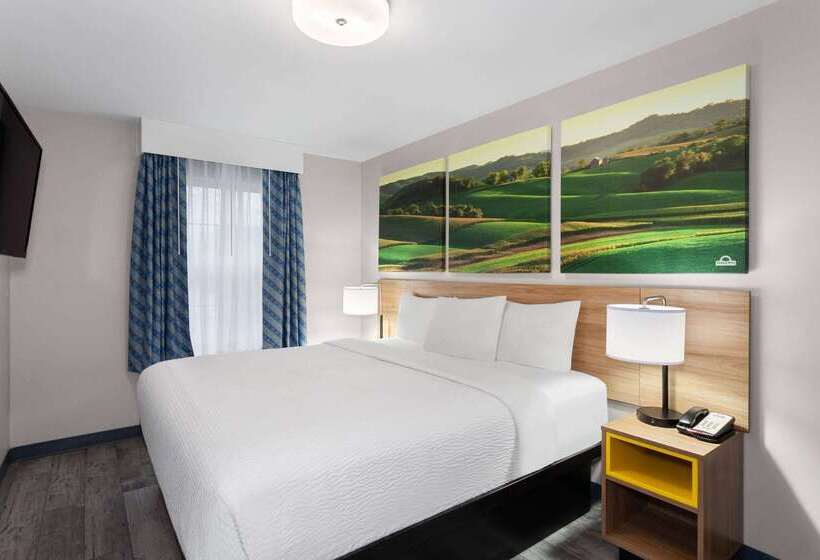 酒店 Days Inn & Suites By Wyndham Sellersburg