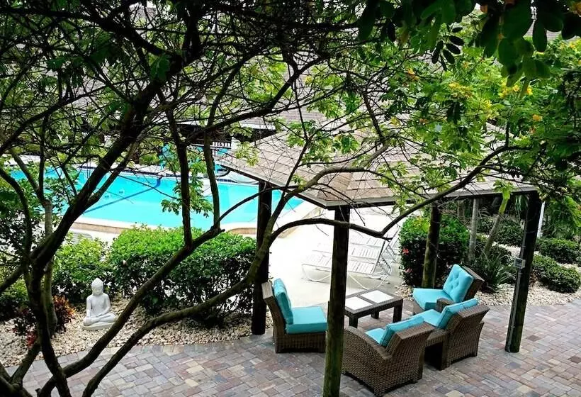 ホテル Dolphin Key Resort  Cape Coral