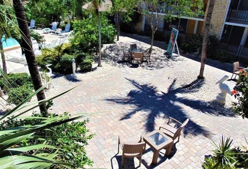 ホテル Dolphin Key Resort  Cape Coral