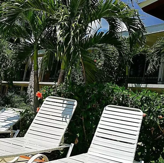 ホテル Dolphin Key Resort  Cape Coral
