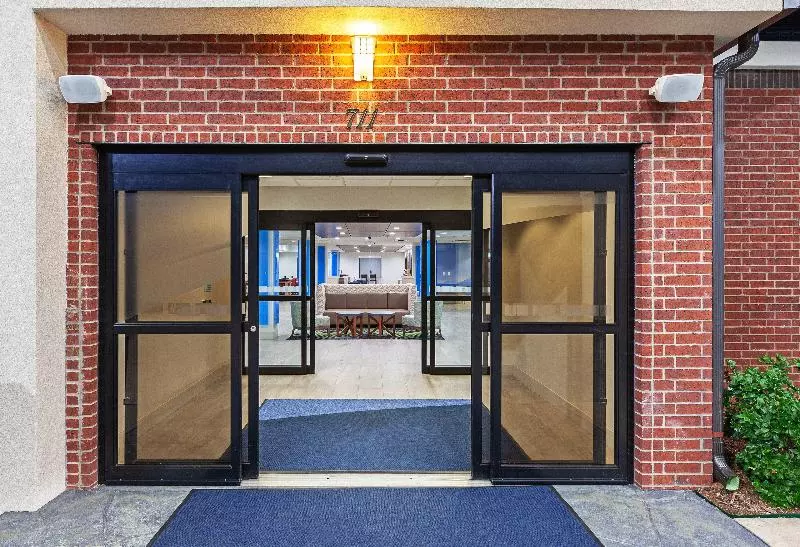 Отель Holiday Inn Express & Suites Longview South I 20, An Ihg