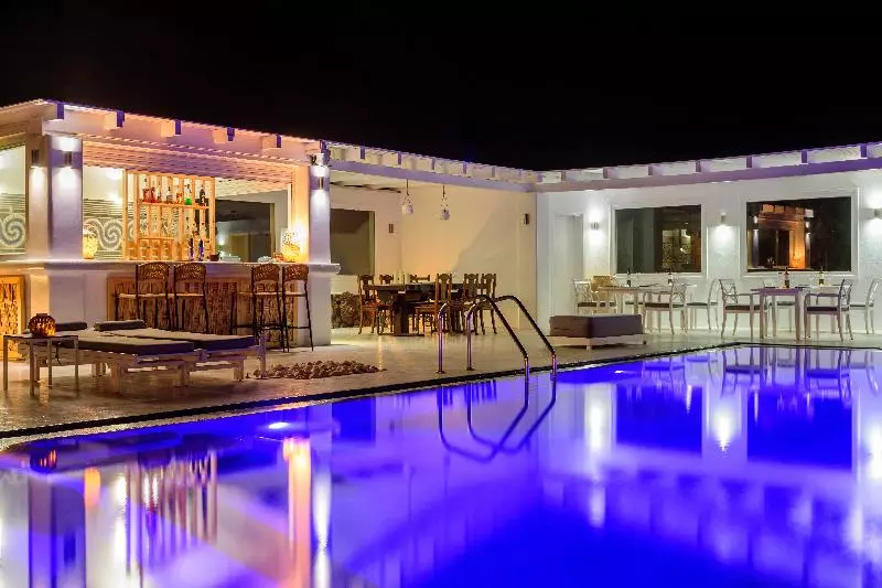 Отель Kalestesia Suites