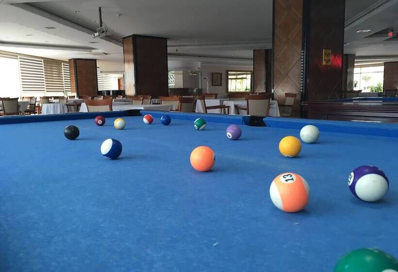 ホテル Kumburgaz Marin Princess