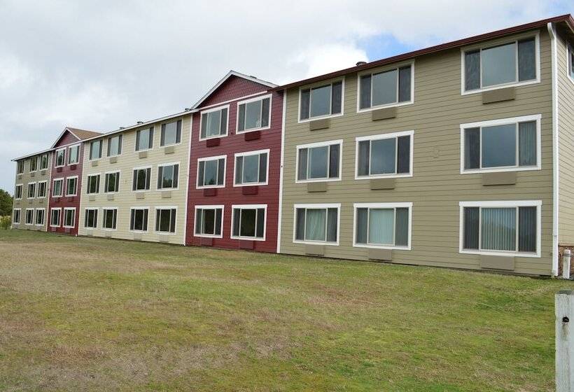 בית מלון כפרי Oceanview Inn At The Arch