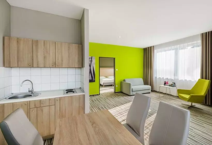 Hotelli Park Inn By Radisson Budapest